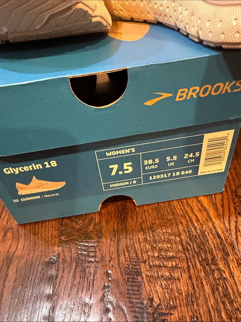 Brooks Women's Running Shoes - Pale Pink and White - Picture 2 of 9